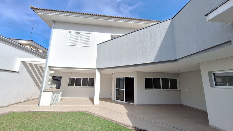 Casa à venda, 243m - 4 Dorm. 2 Suites - R$ 950.000 - Cond. Golden Park Residence - Sorocab Rua Maria Ignes Marins Daemon Sorocaba - 