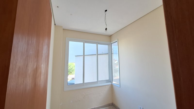 Casa à venda, 243m - 4 Dorm. 2 Suites - R$ 950.000 - Cond. Golden Park Residence - Sorocab Rua Maria Ignes Marins Daemon Sorocaba - 