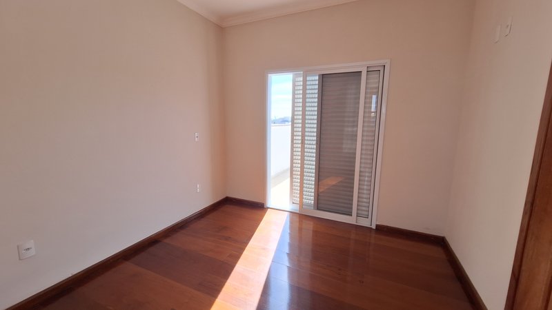 Casa à venda, 243m - 4 Dorm. 2 Suites - R$ 950.000 - Cond. Golden Park Residence - Sorocab Rua Maria Ignes Marins Daemon Sorocaba - 
