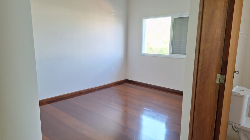 Casa à venda, 243m - 4 Dorm. 2 Suites - R$ 950.000 - Cond. Golden Park Residence - Sorocab Rua Maria Ignes Marins Daemon Sorocaba - 