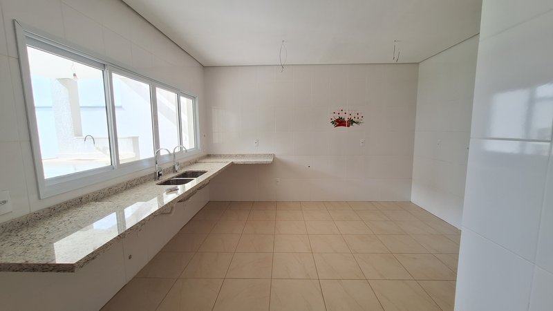 Casa à venda, 243m - 4 Dorm. 2 Suites - R$ 950.000 - Cond. Golden Park Residence - Sorocab Rua Maria Ignes Marins Daemon Sorocaba - 
