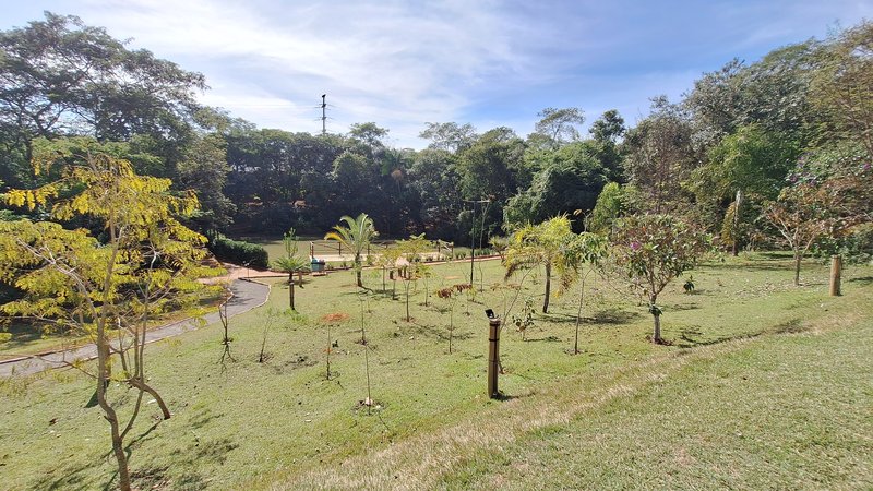 Casa à venda, 243m - 4 Dorm. 2 Suites - R$ 950.000 - Cond. Golden Park Residence - Sorocab Rua Maria Ignes Marins Daemon Sorocaba - 