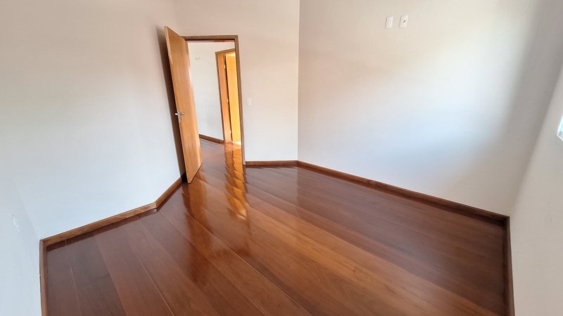 Casa à venda, 243m - 4 Dorm. 2 Suites - R$ 950.000 - Cond. Golden Park Residence - Sorocab Rua Maria Ignes Marins Daemon Sorocaba - 