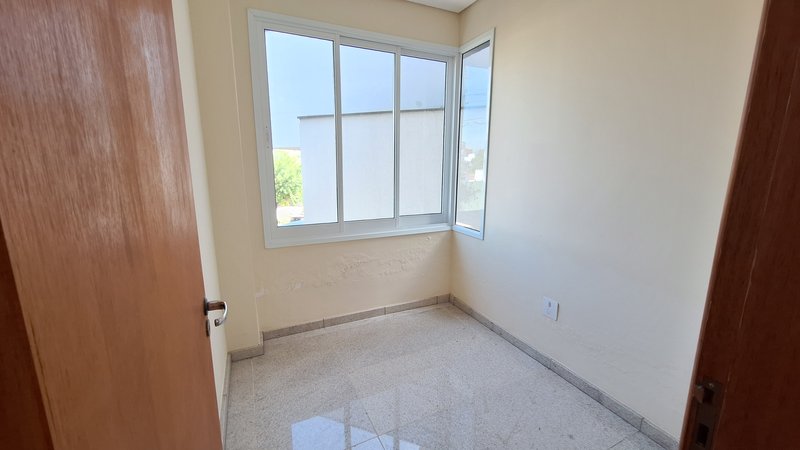 Casa à venda, 243m - 4 Dorm. 2 Suites - R$ 950.000 - Cond. Golden Park Residence - Sorocab Rua Maria Ignes Marins Daemon Sorocaba - 