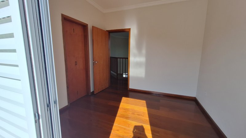 Casa à venda, 243m - 4 Dorm. 2 Suites - R$ 950.000 - Cond. Golden Park Residence - Sorocab Rua Maria Ignes Marins Daemon Sorocaba - 
