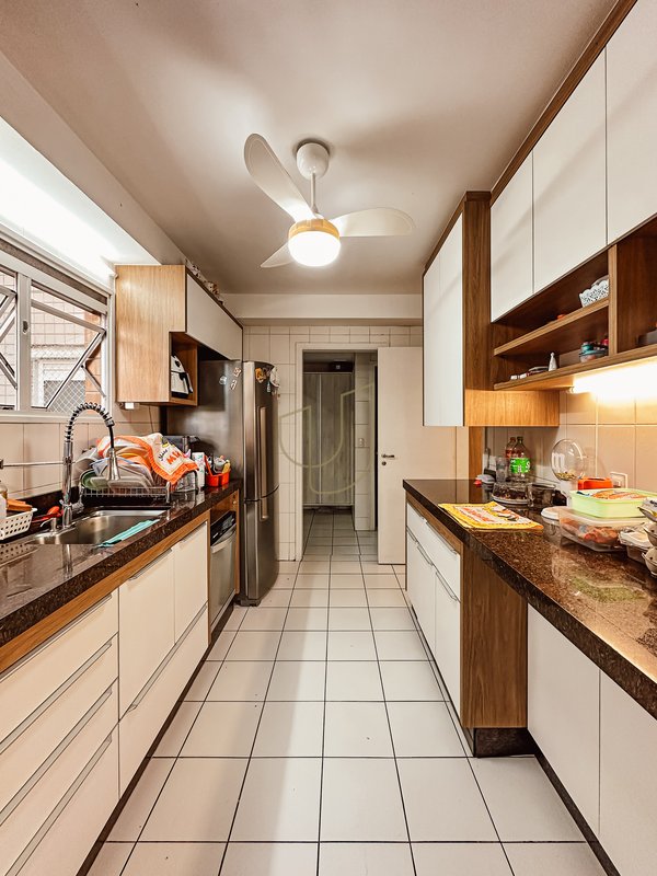 Apartamento com 3 Suítes no Grand Club Vila Ema Rua Francisco Ricci São José dos Campos - 