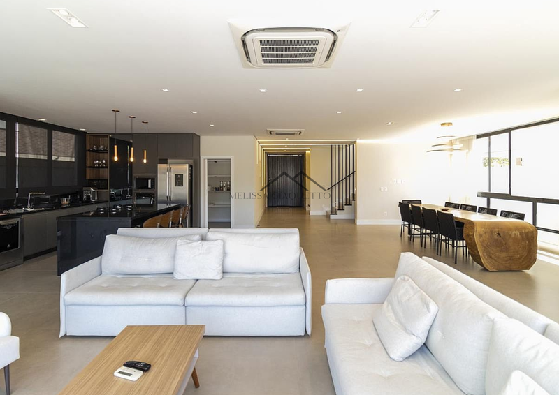 Tambor&eacute; 11 - Porteira Fechada Alameda Europa Santana de Parnaíba - 