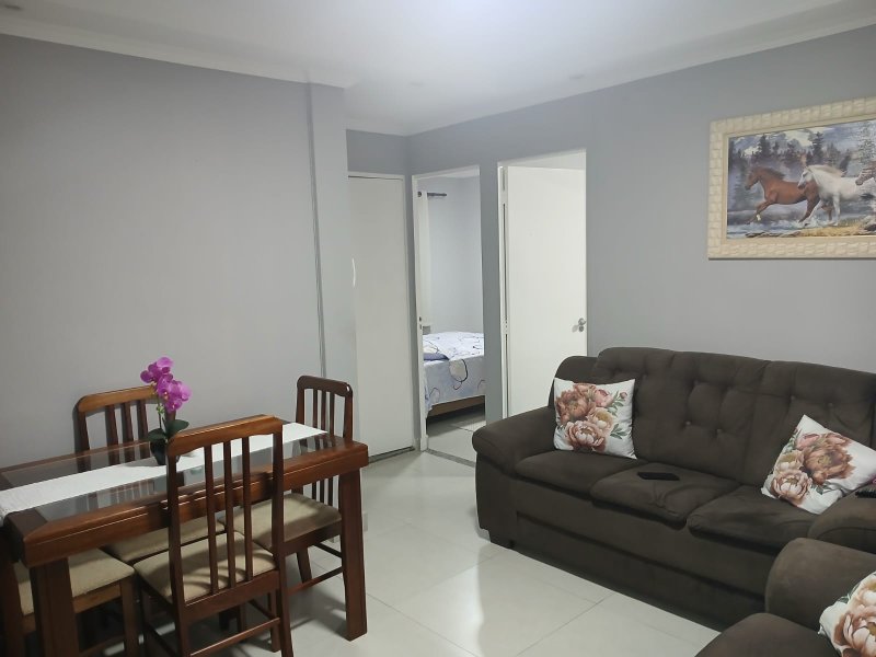 Apartamento 2 Dormitórios -  Conjunto do Bosque  Mogi das Cruzes - 