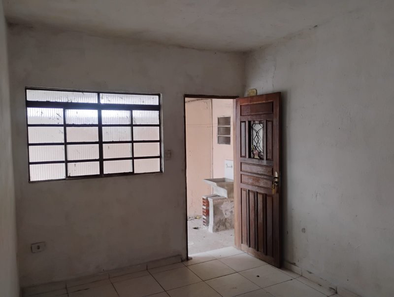 Casa 1 dormitório - 9 de julho  Mogi das Cruzes - 