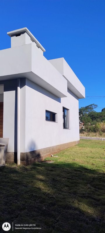 ✔️ Linda casa em Presidente Lucena  Presidente Lucena - 