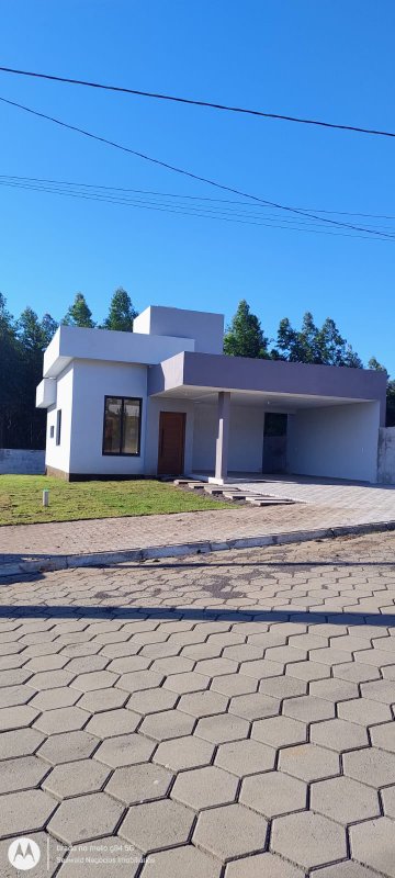 ✔️ Linda casa em Presidente Lucena  Presidente Lucena - 