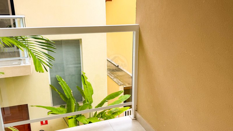 Casa em condomínio na charmosa Praia de Santiago - LOCAÇÃO ANUAL E VENDA  São Sebastião - 