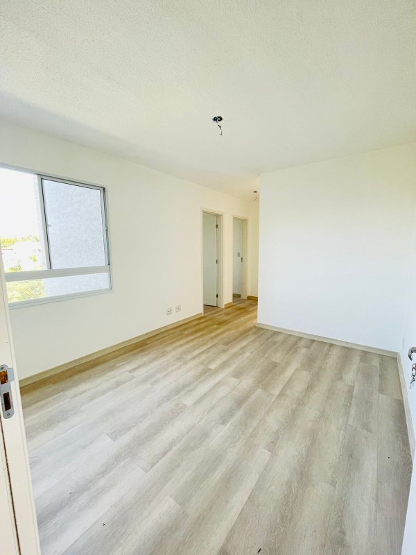 Apartamento com 2 dormitórios Moradas de Franco Estrada Manoel de Jesus Franco da Rocha - 