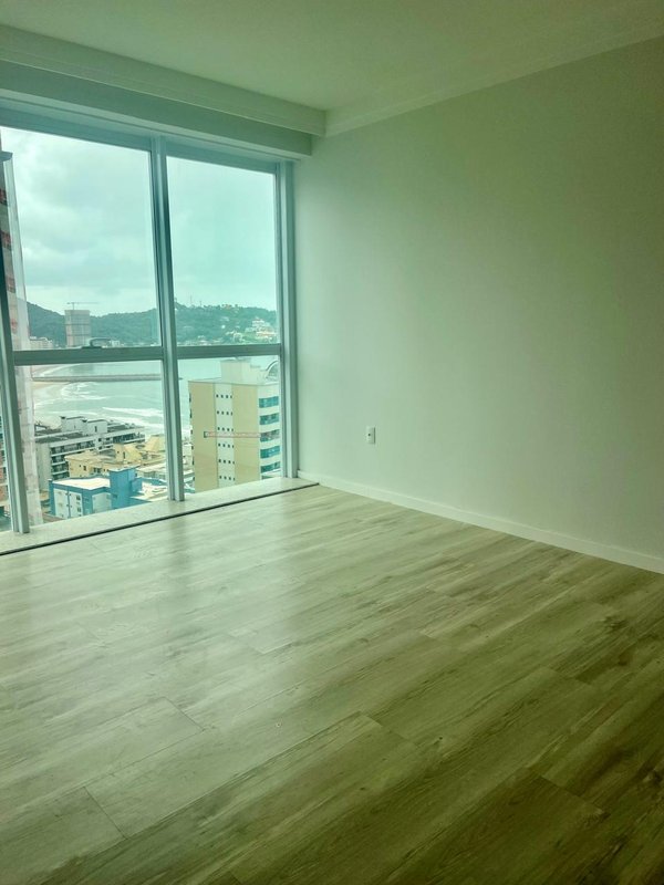 Cobertura Duplex – Edifício Central Park, Itapema/SC Rua 138 Itapema - 
