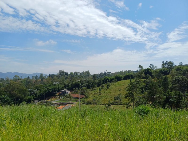 Terreno com Vista Privilegiada no Mosaico Horizontes  Mogi das Cruzes - 