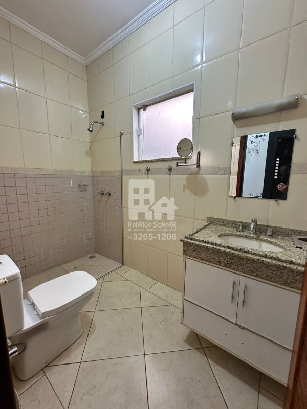 Locação – Casa Alto Padrão no Condomínio Vila Monte Verde 4 quartos e piscina  Tatuí - 