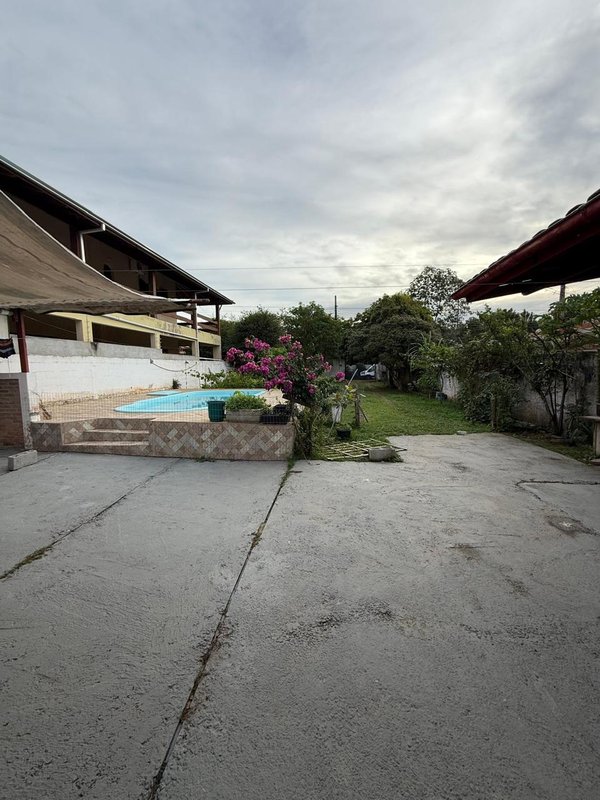 ✨ Casa com terreno amplo no Porto Novo – Caraguatatuba ✨  Caraguatatuba - 