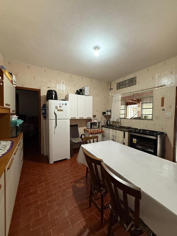 ✨ Casa com terreno amplo no Porto Novo – Caraguatatuba ✨  Caraguatatuba - 