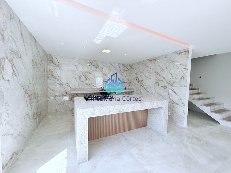 Vendendo casa de alto padrão com 3 dormitórios na cidade de Guapimirim-RJ Rua das Moedas Guapimirim - 