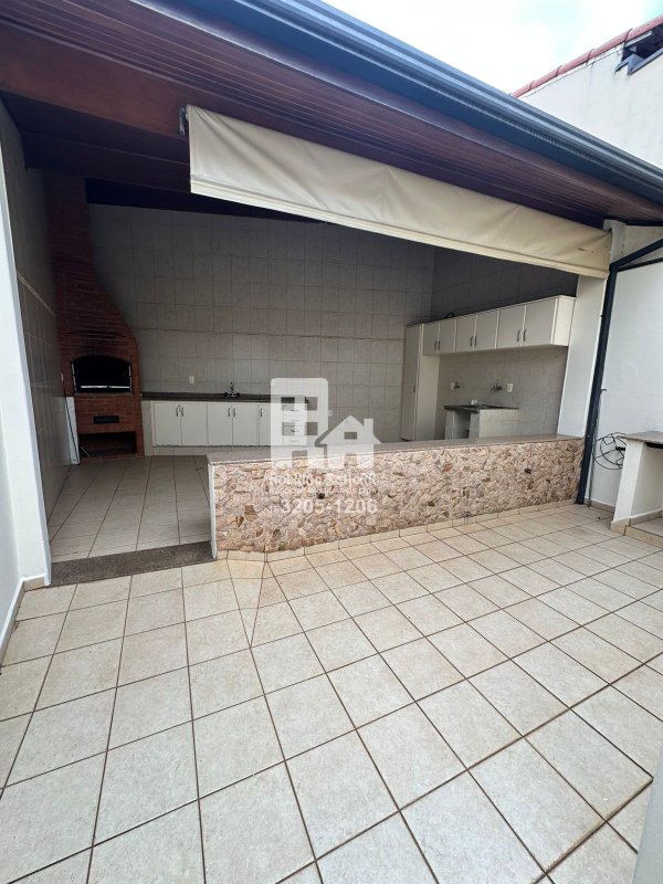 🏡 OPORTUNIDADE – CASA 2 Quartos em excelente localização no DR. LAURINDO À VENDA!  Tatuí - 