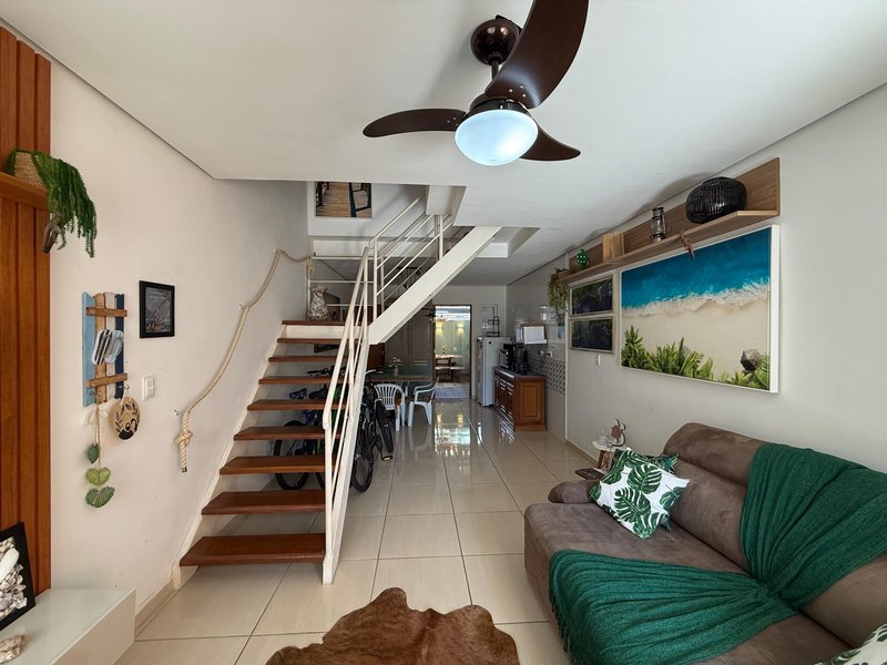✨ Sobrado mobiliado em condomínio exclusivo no Porto Novo ✨  Caraguatatuba - 