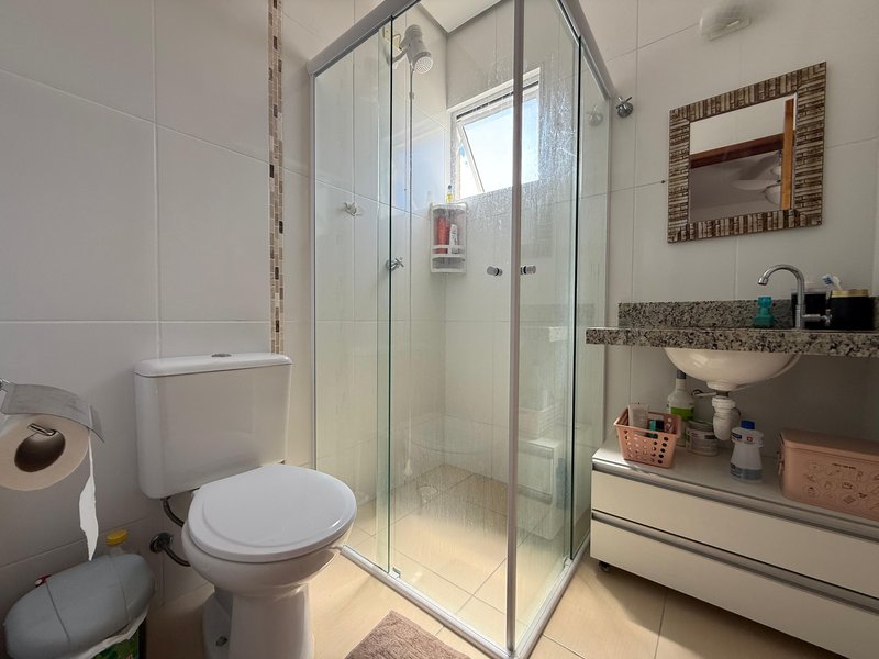 ✨ Sobrado mobiliado em condomínio exclusivo no Porto Novo ✨  Caraguatatuba - 