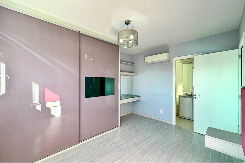 R$ 580.000 - ÓTIMO APARTAMENTO - 63M2 - 2 DORM - SUÍTE - VISTA - INFRA - 2 VAGAS Rua Afonso Pena Porto Alegre - 