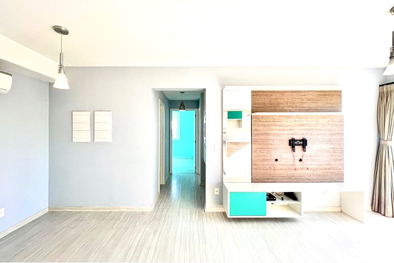 R$ 580.000 - ÓTIMO APARTAMENTO - 63M2 - 2 DORM - SUÍTE - VISTA - INFRA - 2 VAGAS Rua Afonso Pena Porto Alegre - 