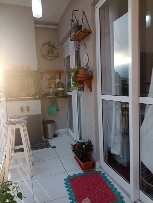 Apartamento com Varanda Gourmet no Residencial Phoenix  Mogi das Cruzes - 