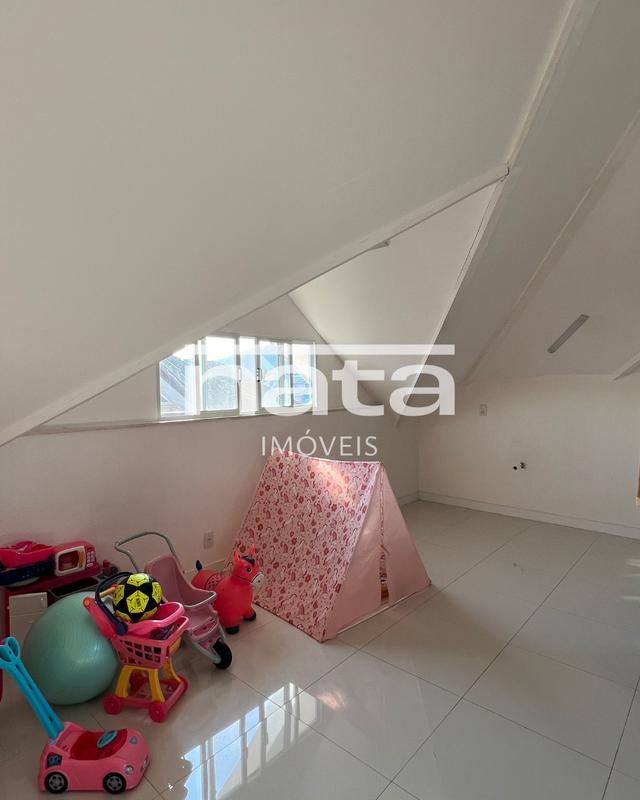Casa condomínio | Vargem Pequena | 4 quartos Rua Salomão Malina Rio de Janeiro - 