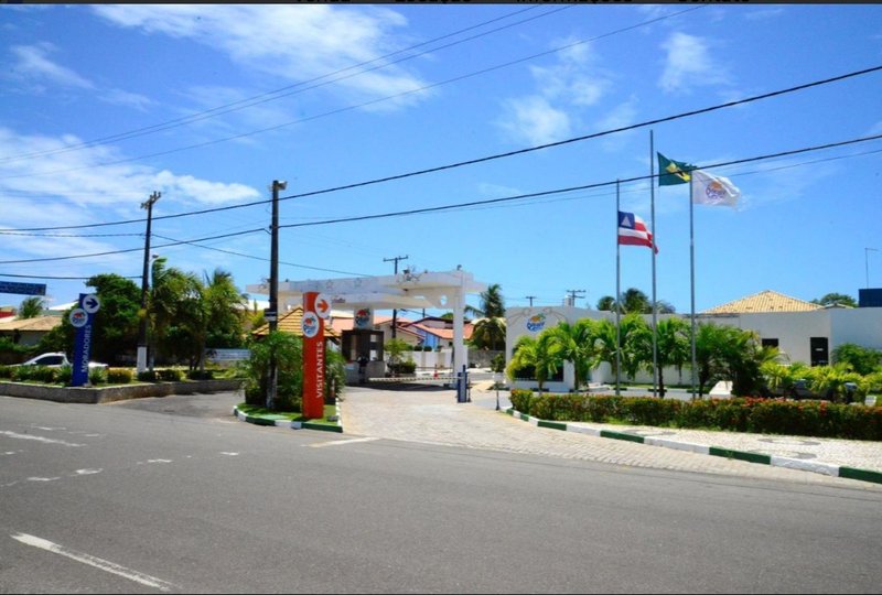 Lote á venda em condomínio de Alto Padrão na Praia de Guarajuba Rua Piragia Camaçari - 