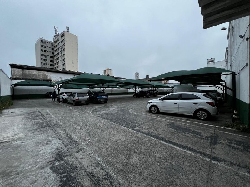Estacionamento e Prédio Comercial no Centro de Mogi das Cruzes  Mogi das Cruzes - 