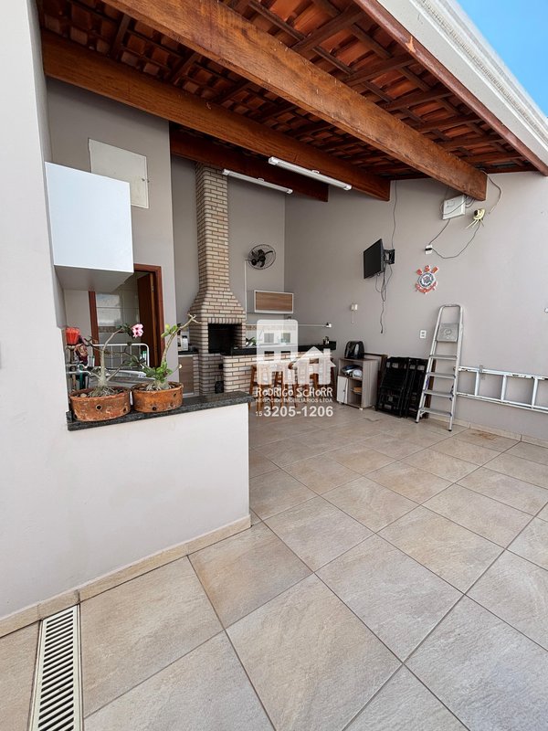 🏡 Casa à Venda – Bairro Village (5 minutos do Centro) 3 dormitórios sendo 1 suíte  Tatuí - 