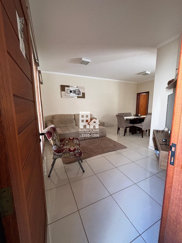 🏡 Casa à Venda – Bairro Village (5 minutos do Centro) 3 dormitórios sendo 1 suíte  Tatuí - 