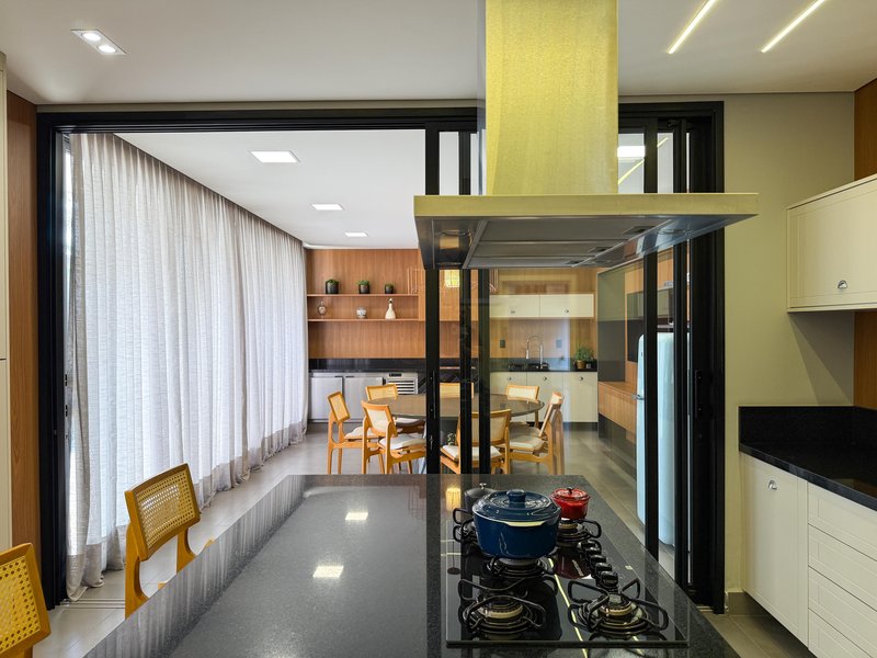 Casa com 4 quartos à venda, 383 m² por R$ 4.300.000 - Alphaville Nova Esplanada Alameda Londres Votorantim - 