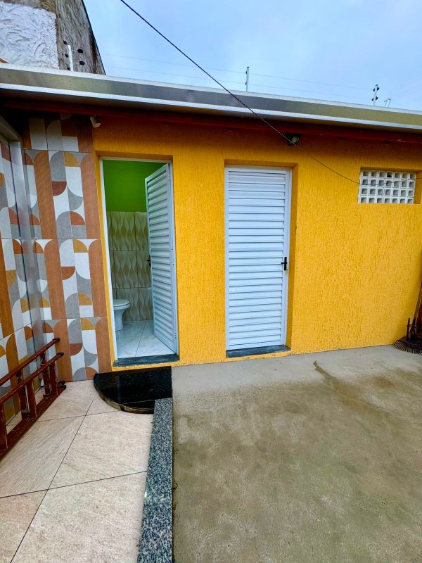 ✨ Casa t&eacute;rrea completa, com espa&ccedil;o e conforto em Caraguatatuba ✨  Caraguatatuba - 