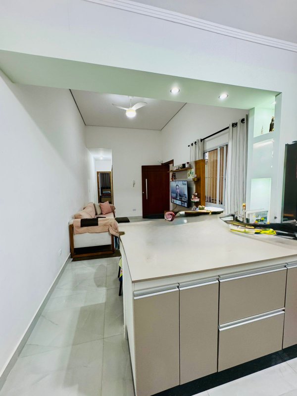 ✨ Casa t&eacute;rrea completa, com espa&ccedil;o e conforto em Caraguatatuba ✨  Caraguatatuba - 