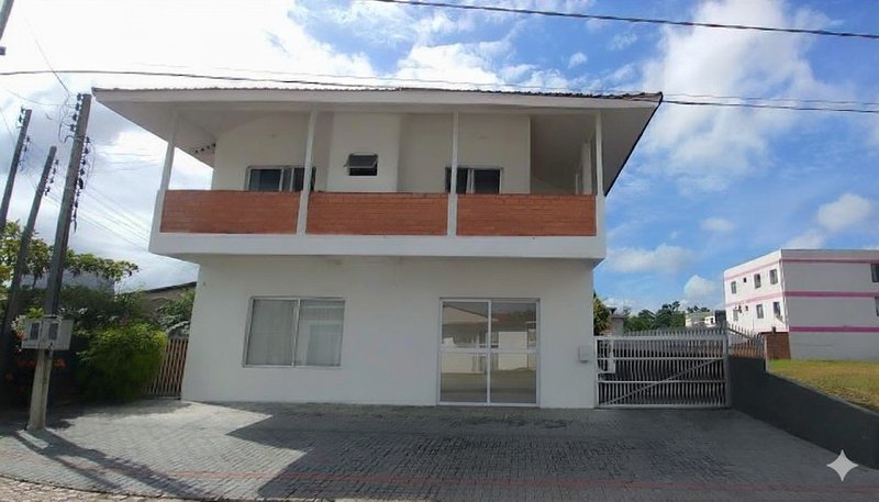 Galpão no Bairro dos Estados Beco Pajé Timbó - 