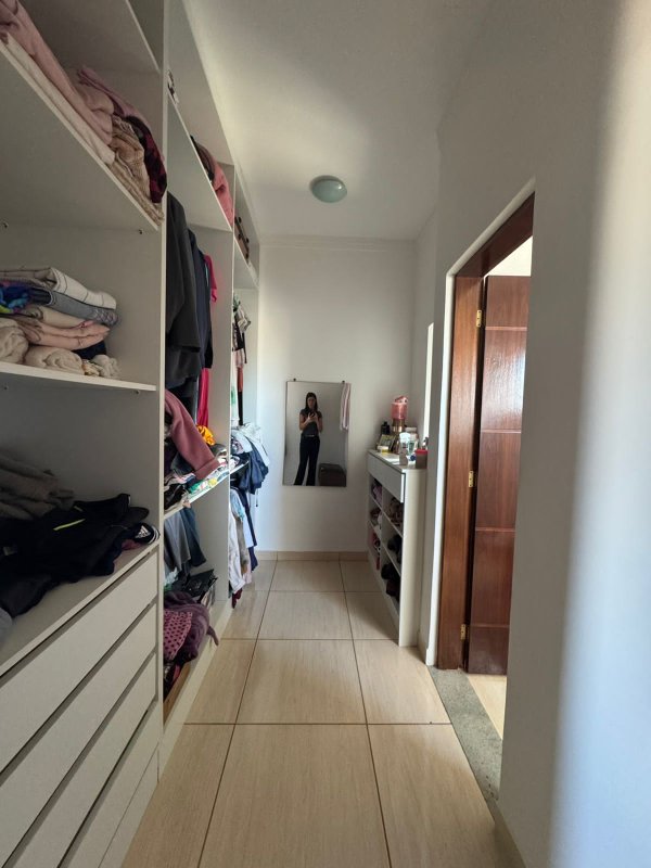 🏡 Casa imponente, moderna e bem localizada!  Caraguatatuba - 