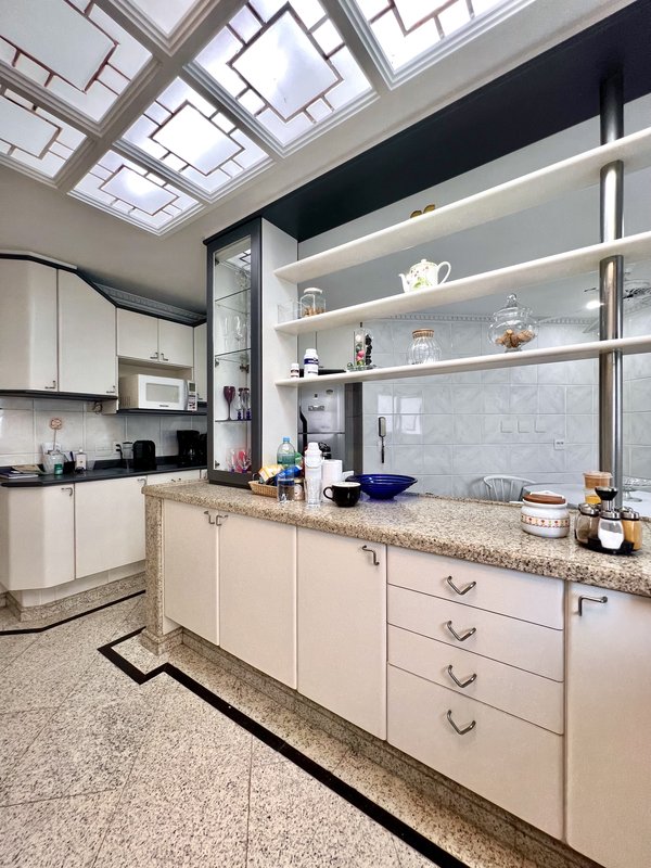 Apartamento amplo com vista mar e para a Pedra da Gávea  Rio de Janeiro - 