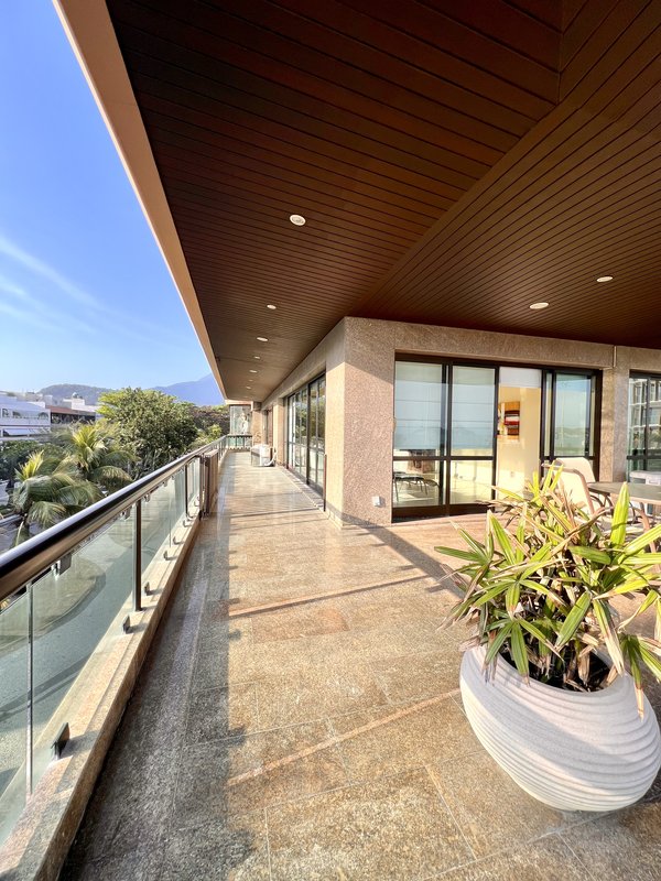 Apartamento amplo com vista mar e para a Pedra da Gávea  Rio de Janeiro - 