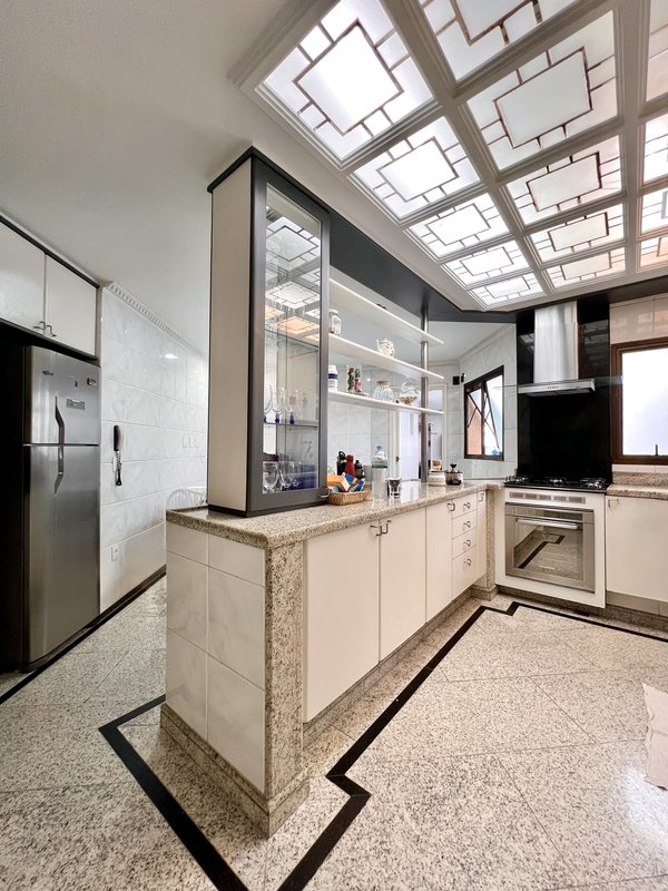 Apartamento amplo com vista mar e para a Pedra da Gávea  Rio de Janeiro - 