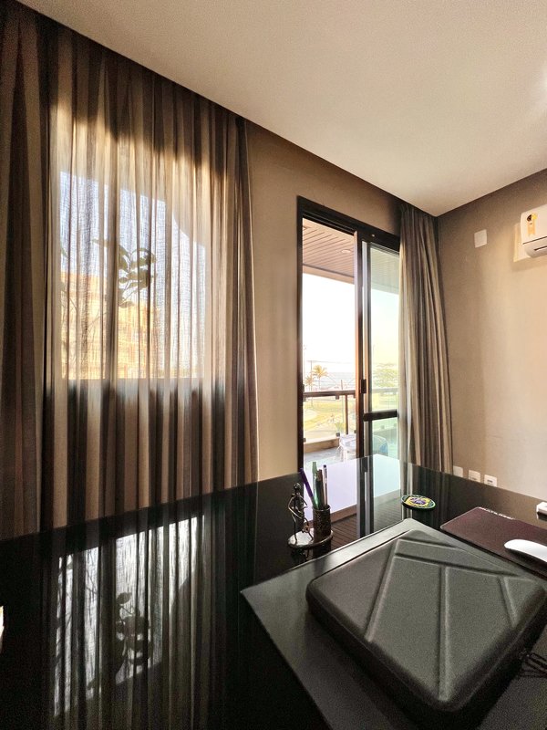 Apartamento amplo com vista mar e para a Pedra da Gávea  Rio de Janeiro - 