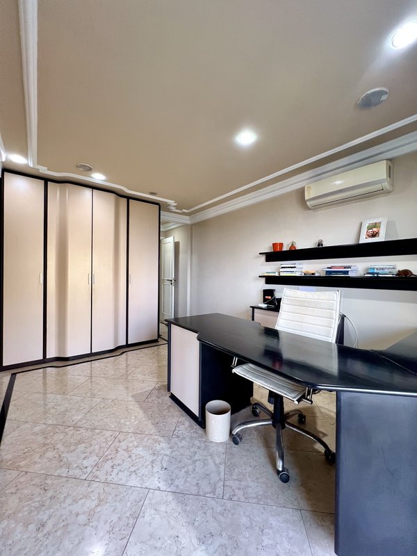 Apartamento amplo com vista mar e para a Pedra da Gávea  Rio de Janeiro - 