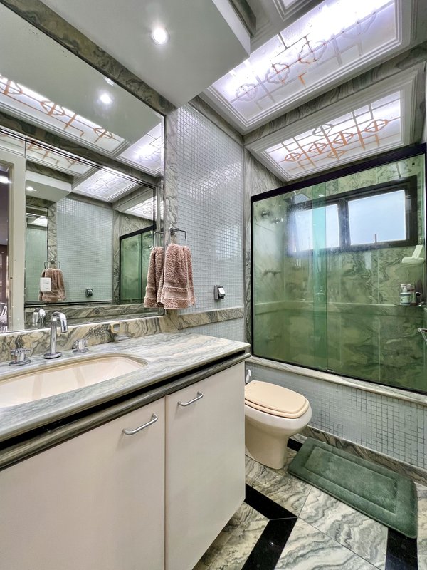 Apartamento amplo com vista mar e para a Pedra da Gávea  Rio de Janeiro - 