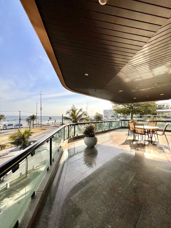 Apartamento amplo com vista mar e para a Pedra da Gávea  Rio de Janeiro - 