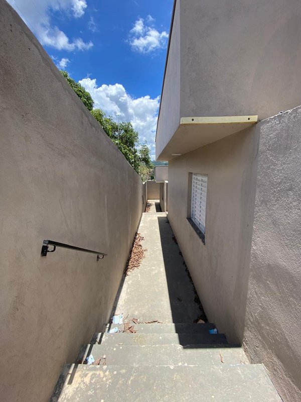 Linda casa no Jardim Alegria Avenida Perdões Francisco Morato - 