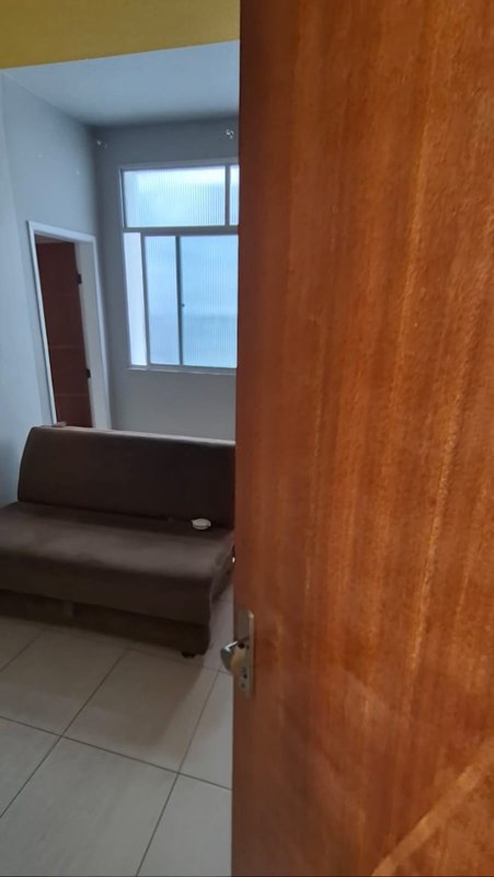 APARTAMENTO NASCENTE QUARTO SALA PRONTO PARA MORAR À VENDA NA BARRA! Avenida Princesa Isabel Salvador - 