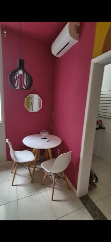 APARTAMENTO NASCENTE QUARTO SALA PRONTO PARA MORAR À VENDA NA BARRA! Avenida Princesa Isabel Salvador - 