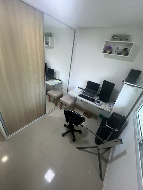 APARTAMENTO NASCENTE 3 QUARTOS SUÍTE VARANDA PISCINA 2 GARAGENS À VENDA EM PATAMARES! Avenida Alphaville Salvador - 